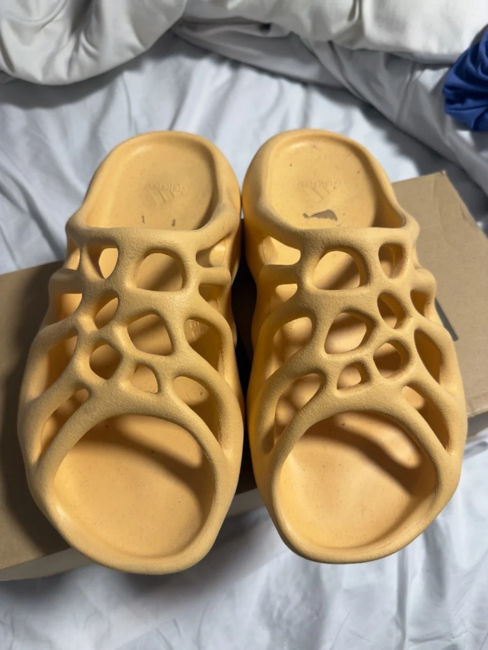 Yeezy Slide 450 USED Mens Size 10